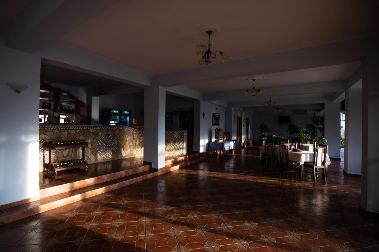 Hotel Panorama Химара Экстерьер фото