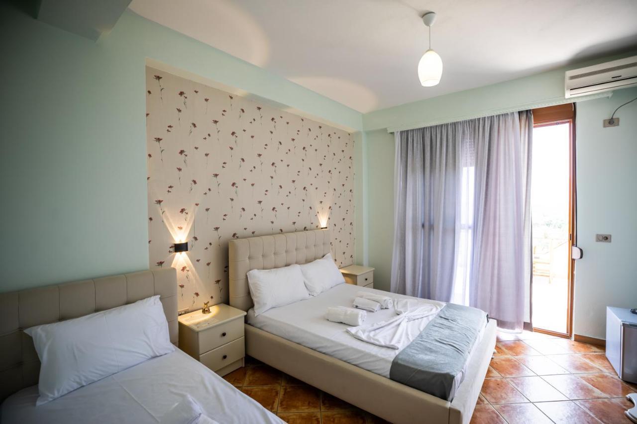 Hotel Panorama Химара Экстерьер фото