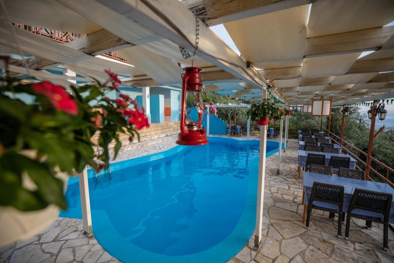 Hotel Panorama Химара Экстерьер фото