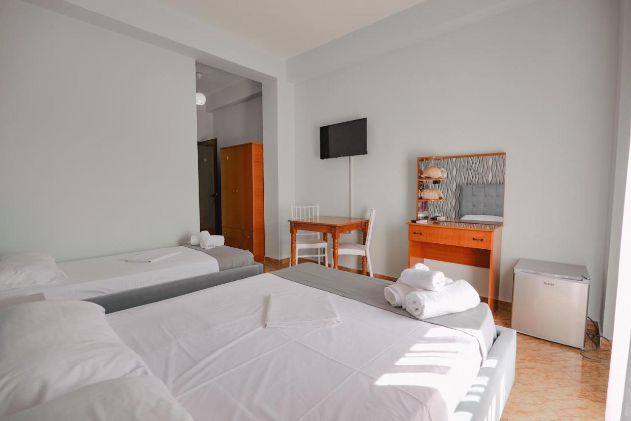 Hotel Panorama Химара Экстерьер фото